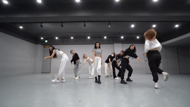 A2be_트와이스 TWICE - The Feels | 커버댄스 Dance Cover | 연습실 Practice ver. смотреть онлайн