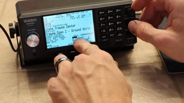 Uniden SDS200 Review смотреть онлайн