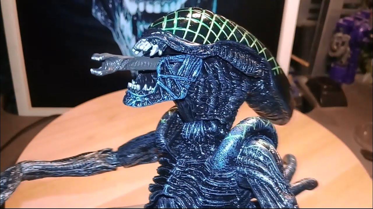 Toy Hunt + Review! Grid Alien from 2004’s Alien vs Predator film, Series 7 by Neca смотреть онлайн