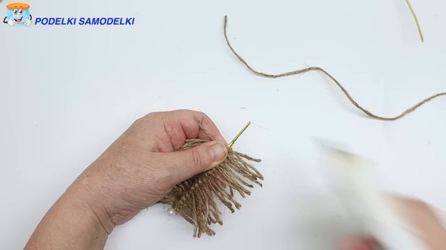 ТАКОЙ ОРИГИНАЛЬНОЙ ЕЛКИ из джута ВЫ ЕЩЕ НЕ ДЕЛАЛИ! Новогодние поделки своми руками смотреть онлайн