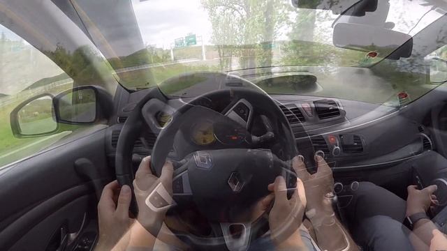 Renault Megane RS250 Cup POV Test Drive + Acceleration 0 - 200 km/h смотреть онлайн