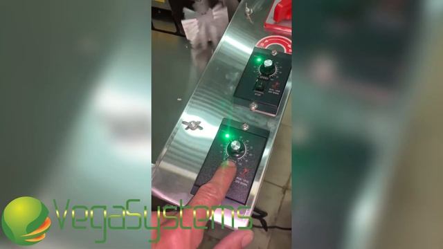 Очистка куриных яиц, промышленная чистка яиц Vega Egg C 2500 middle смотреть онлайн