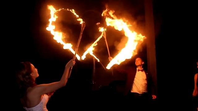 PANTERA Fireshow - Огненные сердца и фонтаны смотреть онлайн