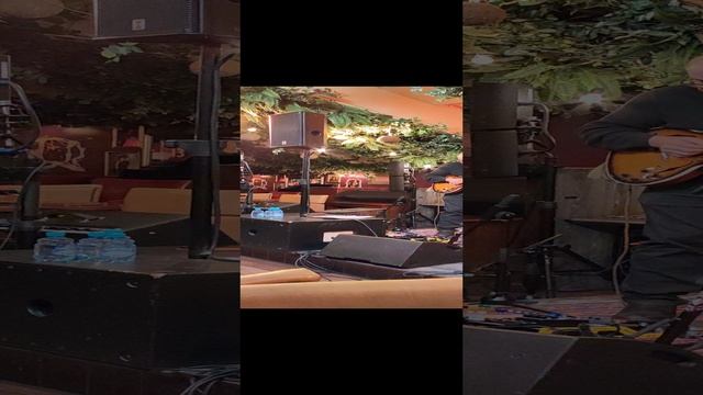 Мукуч Суджян в джаз клубе Алексей Козлов смотреть онлайн