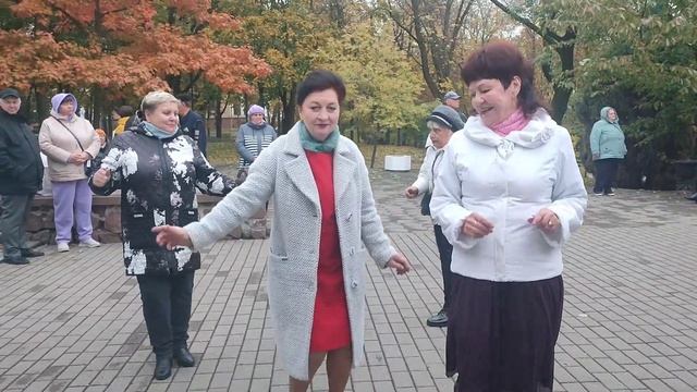 22.10.23г..."НАДО было в Другую ВЛЮБИТЬСЯ"...в Гомельском парке... смотреть онлайн