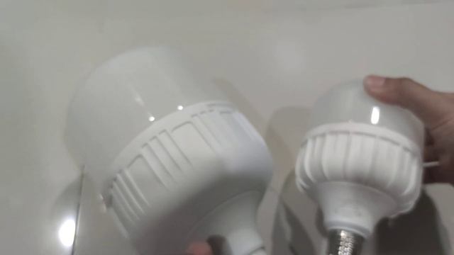 ความต่าง LED 100W กับ 35W смотреть онлайн