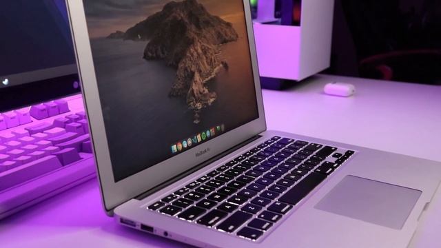 Is An OLD MacBook Air Still A Good Option In 2020?