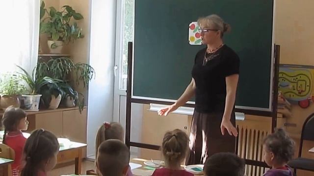 НОД в старшей группе: Аппликация смотреть онлайн