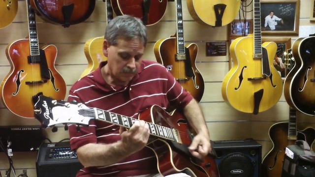 Glen Cummings playing Blues on a Peerless Cremona 17 @ Guitars 'n Jazz смотреть онлайн