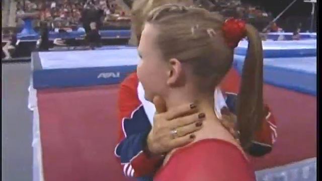 Martha Karolyi talks about Bridget Sloan's Weight смотреть онлайн