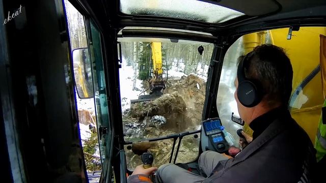 Перекрываю канаву, строю временный переезд смотреть онлайн