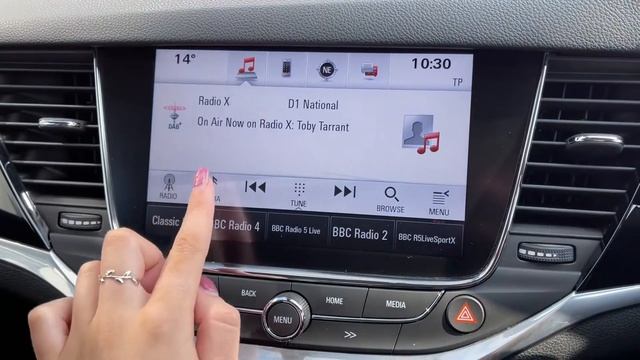 Used 2017 Vauxhall Astra 1.4i Turbo Elite Nav at Chester | Motor Match Used Cars for Sale смотреть онлайн