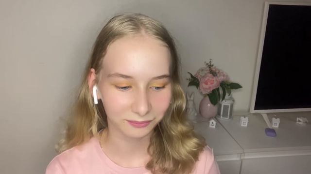 Отвечаю на вопросы подписчиков! Сколько мне лет? «Вопрос-ответ» какое любимое животное? смотреть онлайн