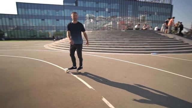 ПЕННИ БОРД ИЗ СТЕКЛА?! САМЫЕ СЛОЖНЫЕ СКЕЙТ ТРЮКИ НА ПЕННИ БОРДЕ! смотреть онлайн