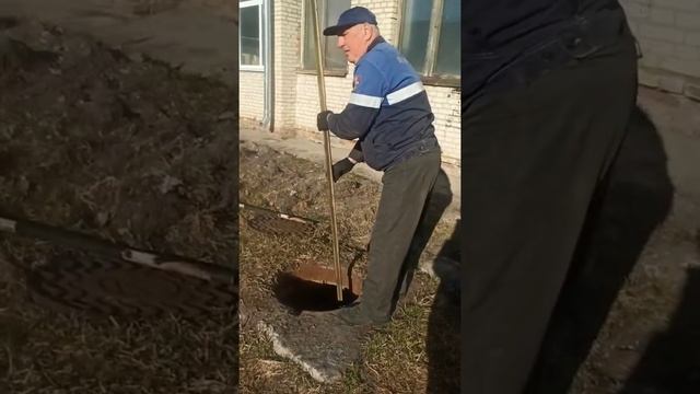 Не берите пример с директора Пинского аграрно- технического колледжа имени Клещева. смотреть онлайн