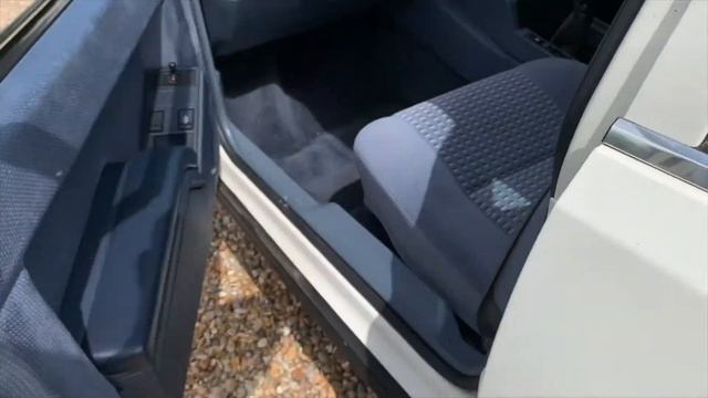 Interior Review - 1989 Renault 25 GTS смотреть онлайн