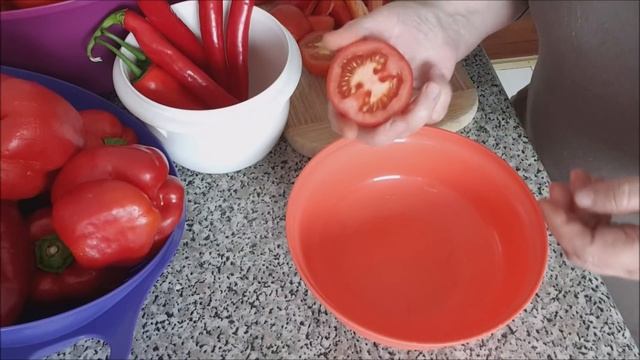 Сырая томатная приправа Кобра! смотреть онлайн