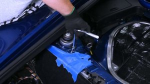 How to remove and disassemble the Porsche Cayman rear struts (987/987.2)