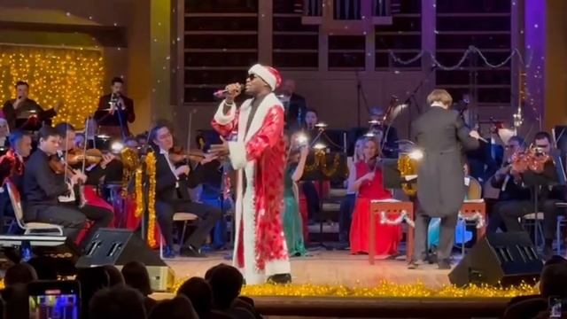 Новый год со звездами смотреть онлайн