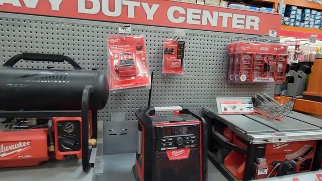 Dewalt. Milwaukee. Ryobi.? HomeDepot в Лас-Вегасе?.Цены?. Чудом остались живы.??? смотреть онлайн
