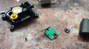 Audi и VW: СЕРВОПРИВОДЫ заслонок печки. РЕМОНТ и ВЗАИМОЗАМЕНЯЕМОСТЬ.