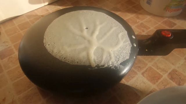 Centek сковорода наоборот. Очень тонкие блины смотреть онлайн