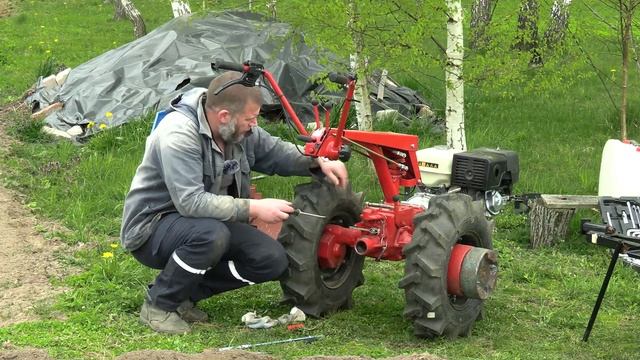 Настройка сцепления почвенной фрезы ФР-00010 МТЗ с двигателем Weima WM188F 13л/с смотреть онлайн