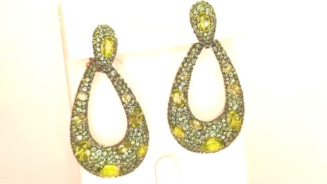 РОСКОШНЫЕ СЕРЬГИ С БРИЛЛИАНТАМИ И ИЗУМРУДАМИ В ЮВЕЛИРНОМ МАГАЗИНЕ АЛМАЗ! смотреть онлайн