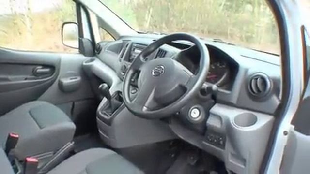 Nissan NV200.mov смотреть онлайн