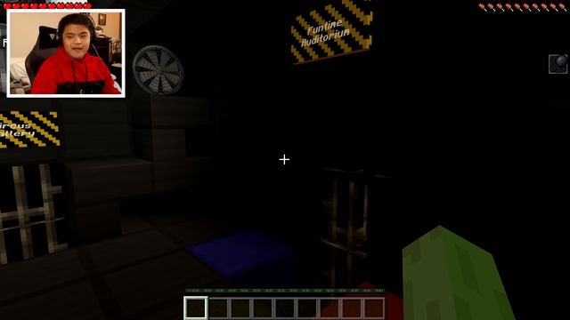 NEVER Play FNAF NIGHT 1 in Minecraft Pocket Edition (Five Nights at Freddy's) смотреть онлайн