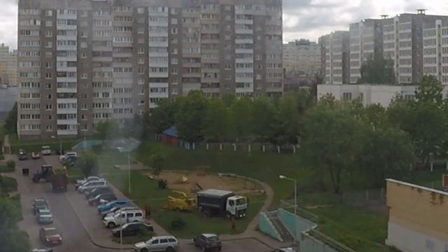 МЧС приехали убирать упавшее дерево | А из нашего окна | Таймлапс из окна смотреть онлайн