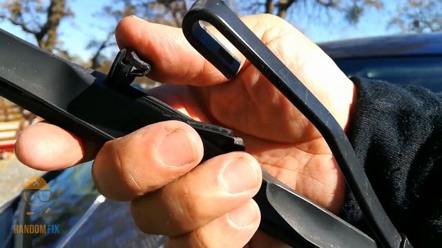 2010-2014 Honda Insight Wiper Change