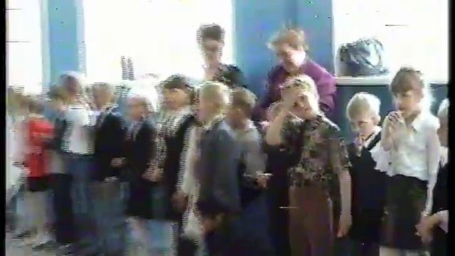 ДК им.Кирова, школа 2, прощание с 1 классом (19.05.2005) смотреть онлайн