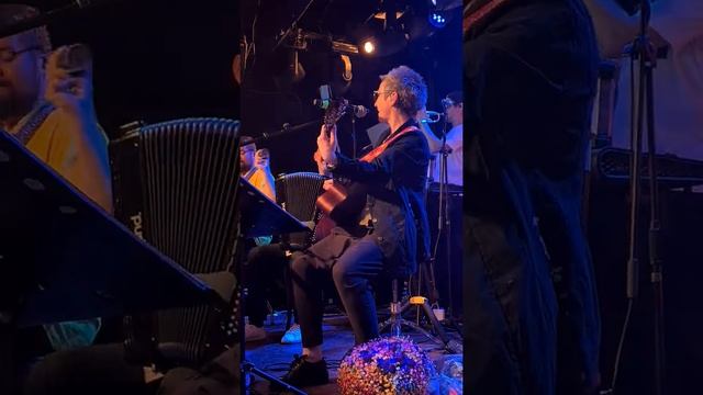 Фурия Сурганова и оркестр Солянка в 16тонн #светланасурганова #сурганова #сургановаиоркестр смотреть онлайн