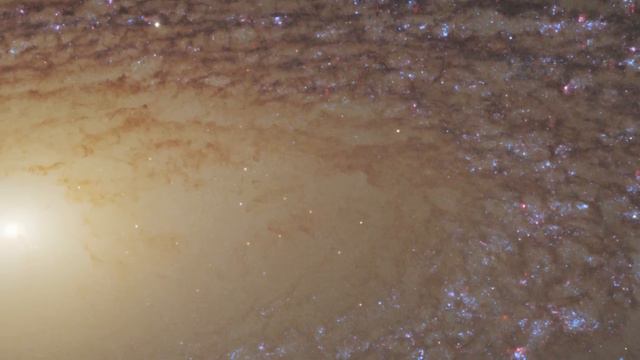 Hubble: Pan Across Galaxy NGC 2841 [1080p] смотреть онлайн