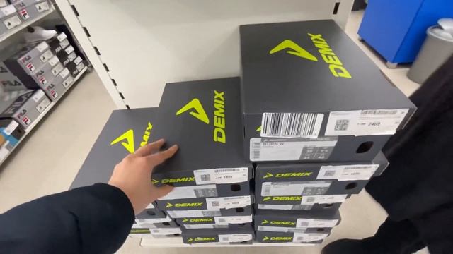 ВЛОГ СПОРТМАСТЕР/Выбираем СПОРТИВНУЮ ФОРМУ?️♀️? смотреть онлайн