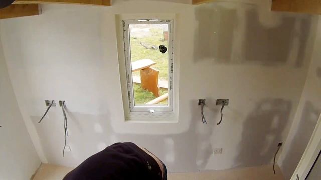 202005_Static Caravan Upcycling Project | Porch Refurb смотреть онлайн