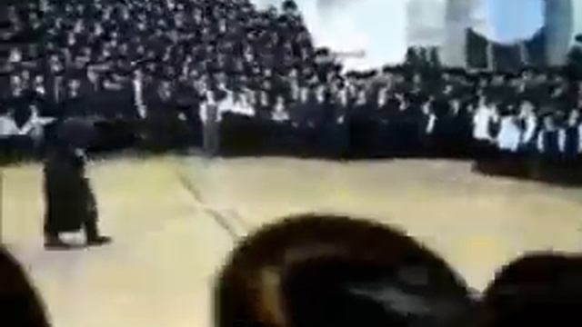 oy vei, oy gevalt, mishigene mentshn смотреть онлайн