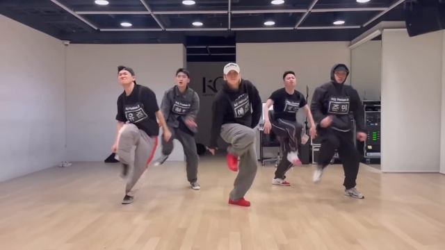 싸이커스(Xikers) - Xikey BBT Choreo смотреть онлайн