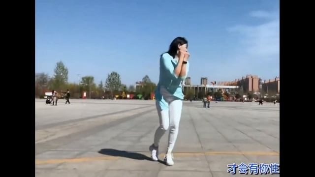 Цинцин поздравляет с Женским днем 8 марта смотреть онлайн
