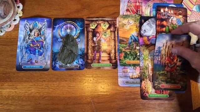 Pisces ♓️ ? This person's deceased loved one sending them spiritual messages смотреть онлайн