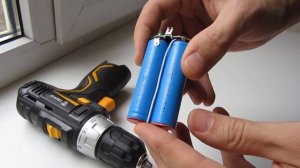 DEKO GCD12DU3 12V Max - РАЗБИРАЕМ АККУМУЛЯТОР.