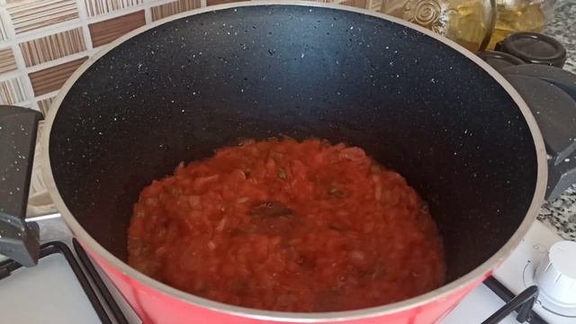 КАРТОШКА С ФАСОЛЬЮ В ТОМАТНОМ СОУСЕ! СЫТНЫЙ И ВКУСНЫЙ УЖИН смотреть онлайн