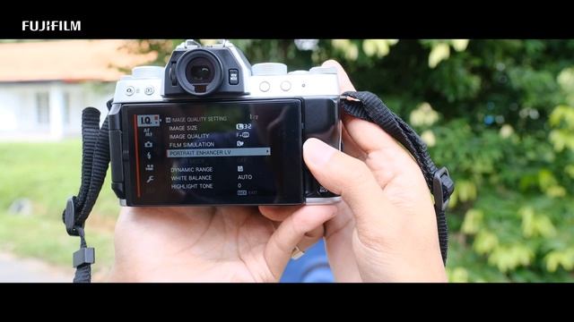 Leverage Yourself: Derrick Ong x X-T200 / FUJIFILM смотреть онлайн
