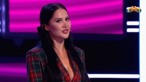 Секрет: Нормальная девушка нормально моет пол