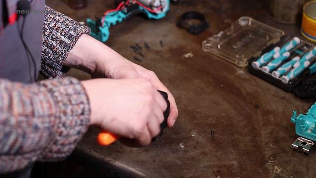 Аккумуляторные дрели-шуруповерты Mekkan. Обзор с разбором.