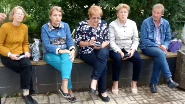 Обсуждаем где провести встречу одноклассников. смотреть онлайн