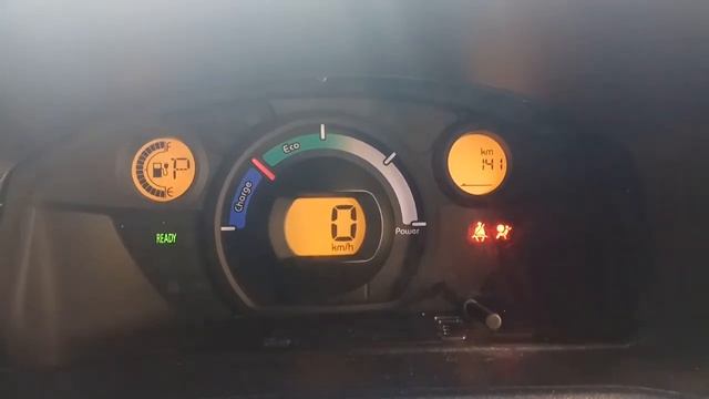 Зарядка в - 8 градусов MitsubishiI Minicab MiEV с двумя батареями. 10.12.2020. смотреть онлайн