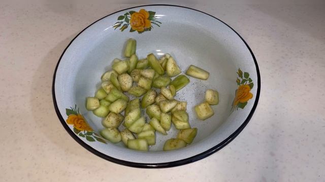 Хрустящие баклажаны как в Ресторане. Баклажаны хрустящие рецепт. Салат из баклажанов. Баклажан. смотреть онлайн