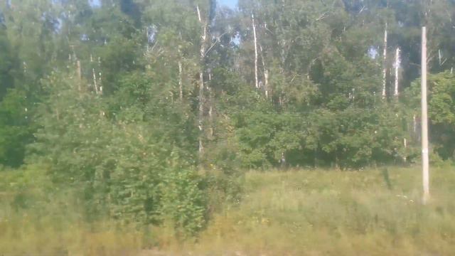Красоты природы из окна поезда ТЭП-70 Волгоград-Нижневартовск смотреть онлайн
